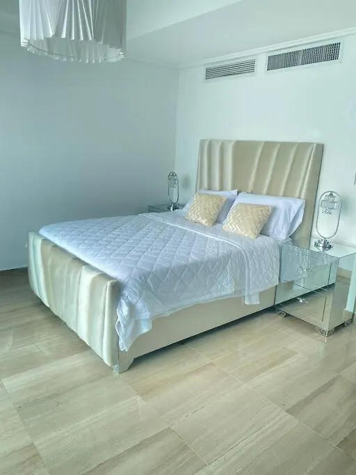 Habitacion Privada Con Vista Al Mar Ambar, Malecon Santo Domingo 0*,