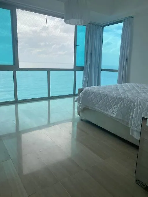Habitacion Privada Con Vista Al Mar Ambar, Malecon Santo Domingo Apartment
