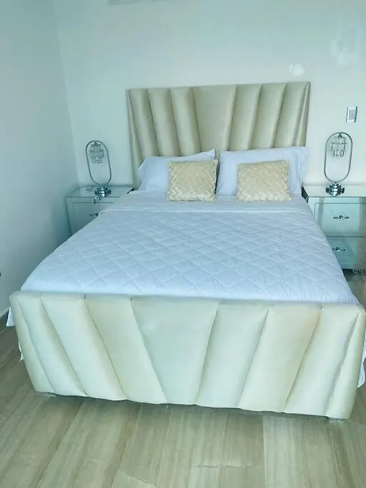 Apartment Habitacion Privada Con Vista Al Mar Ambar, Malecon Santo Domingo
